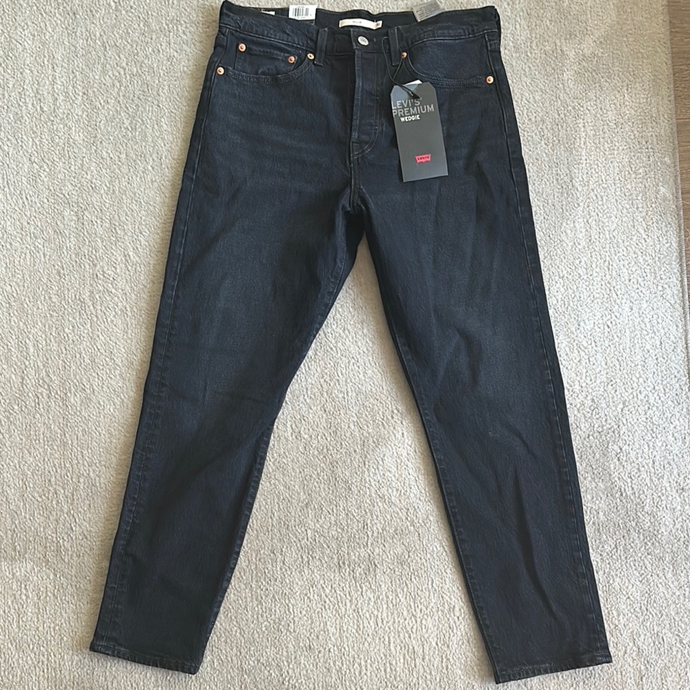 Levi’s Wedgie High Rise jeans